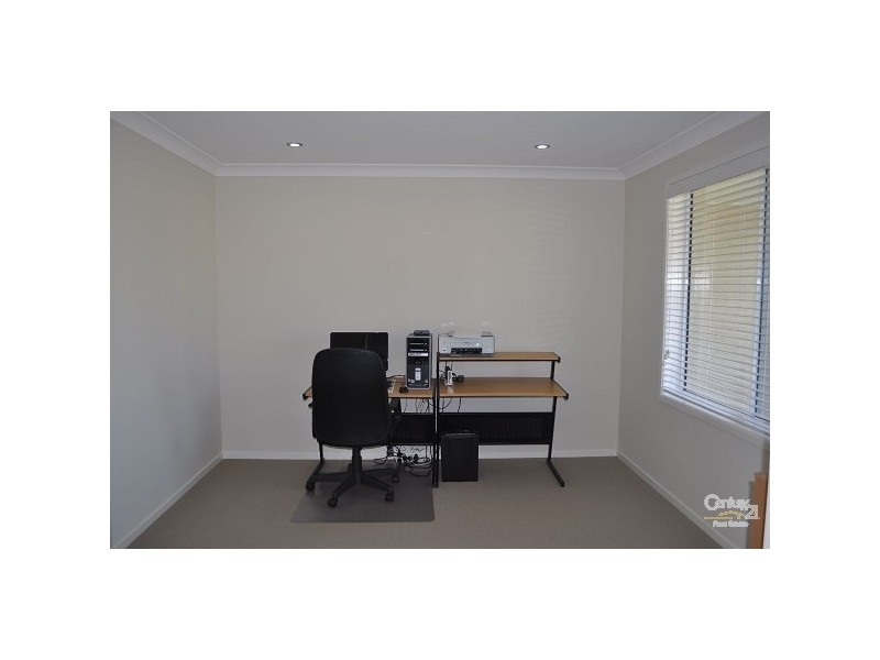 17 Nicholas Conoly Drive, Singleton NSW 2330