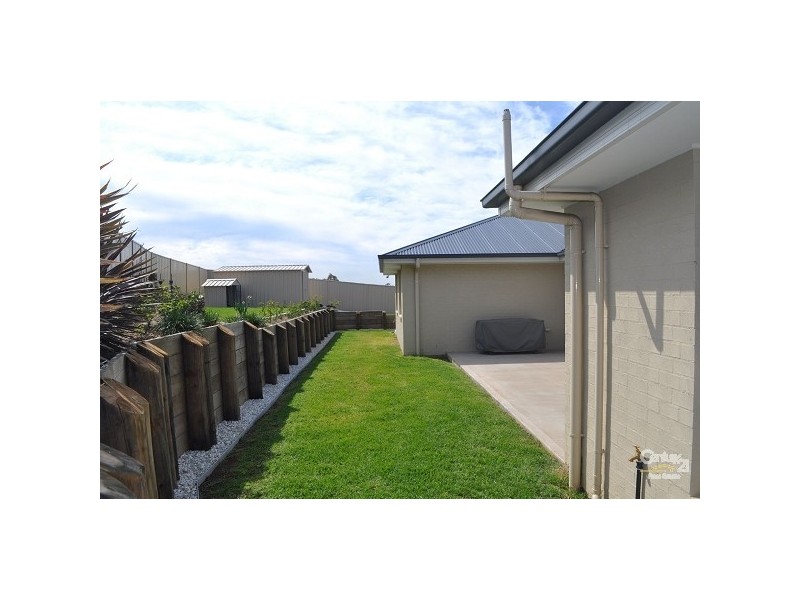17 Nicholas Conoly Drive, Singleton NSW 2330