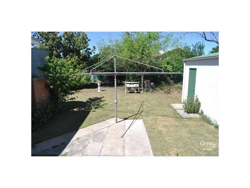 39 Barton Avenue, Singleton NSW 2330