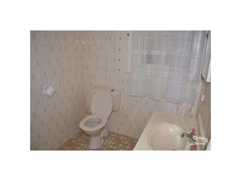 39 Barton Avenue, Singleton NSW 2330