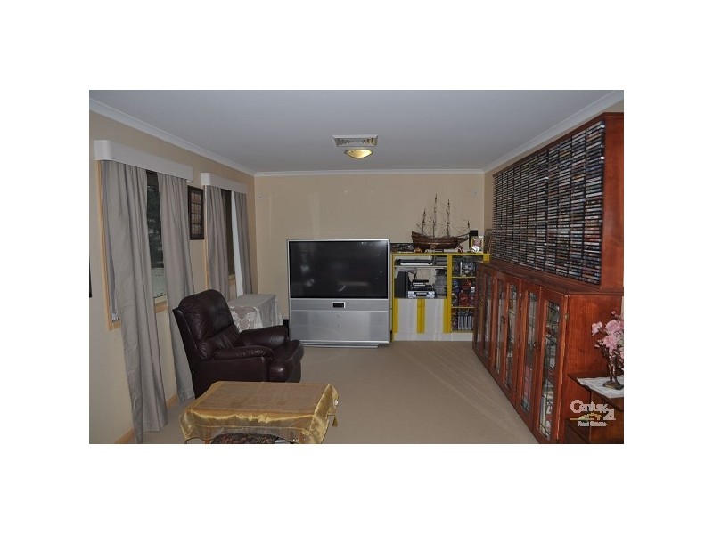 4 Roe Close, Singleton NSW 2330