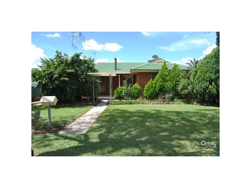 21 Lawson Avenue, Singleton NSW 2330