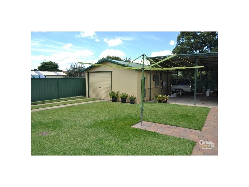 21 Lawson Avenue, Singleton NSW 2330