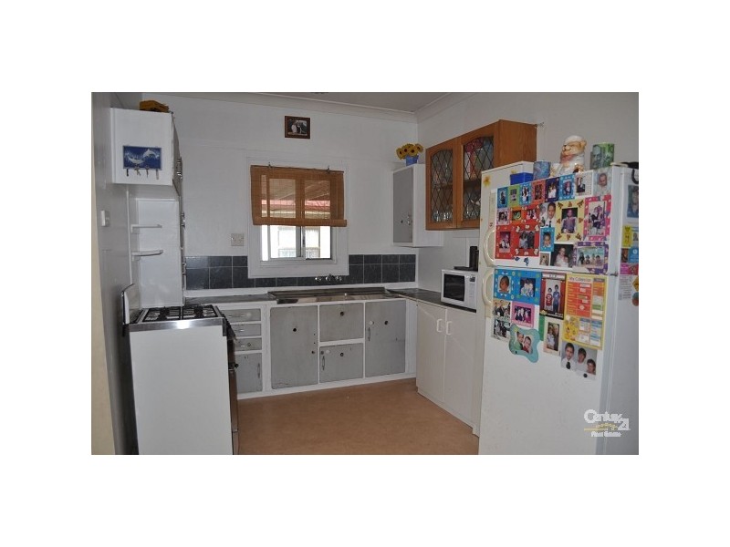 10 Loder Avenue, Singleton NSW 2330