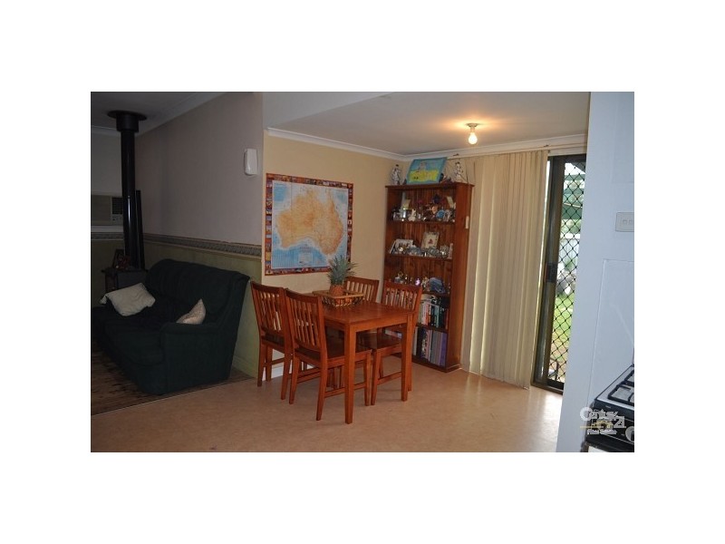 10 Loder Avenue, Singleton NSW 2330