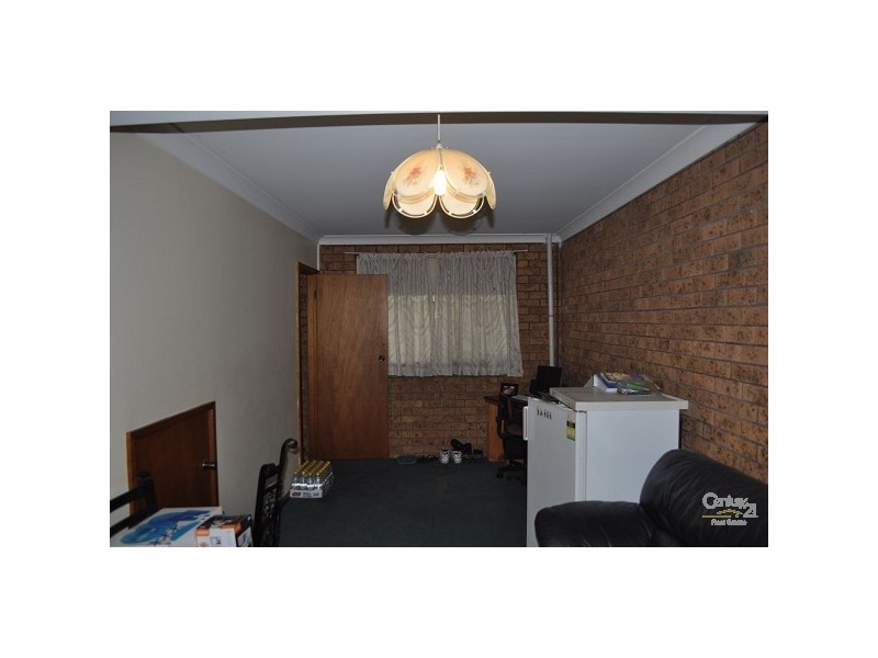 2/1 Cambridge Street, Singleton NSW 2330