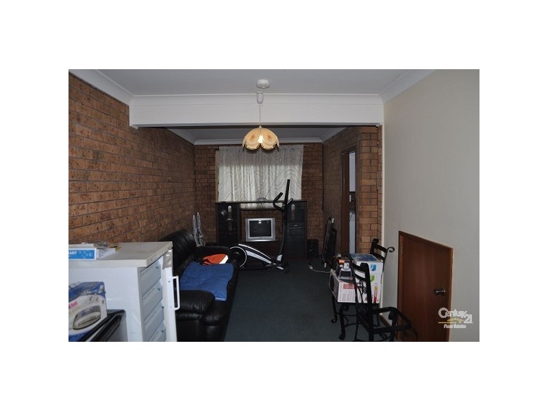 2/1 Cambridge Street, Singleton NSW 2330