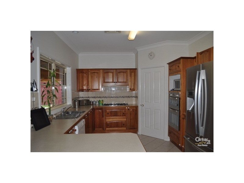 18 Morris Road, Singleton NSW 2330