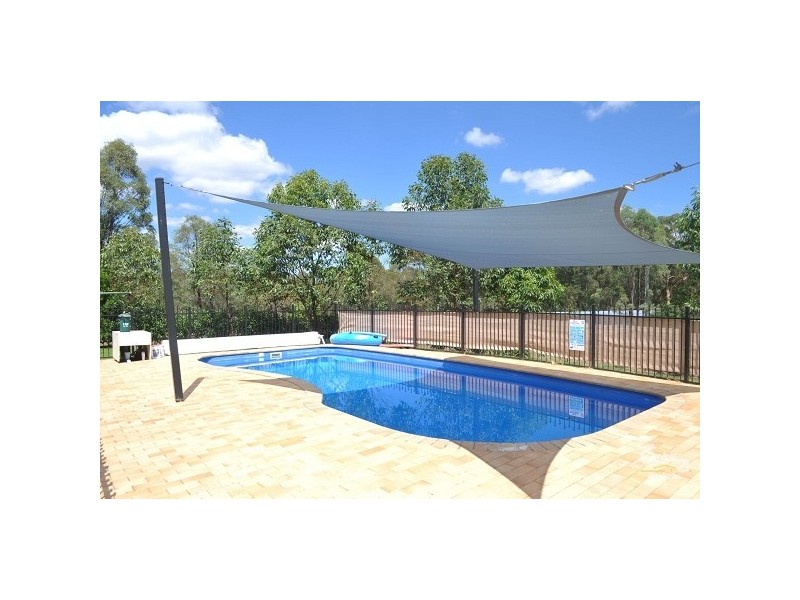 18 Morris Road, Singleton NSW 2330