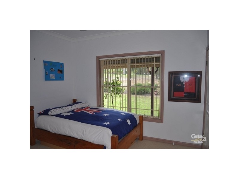 18 Morris Road, Singleton NSW 2330