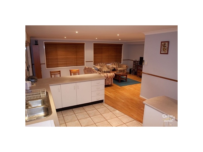 18 Heather Place, Singleton NSW 2330