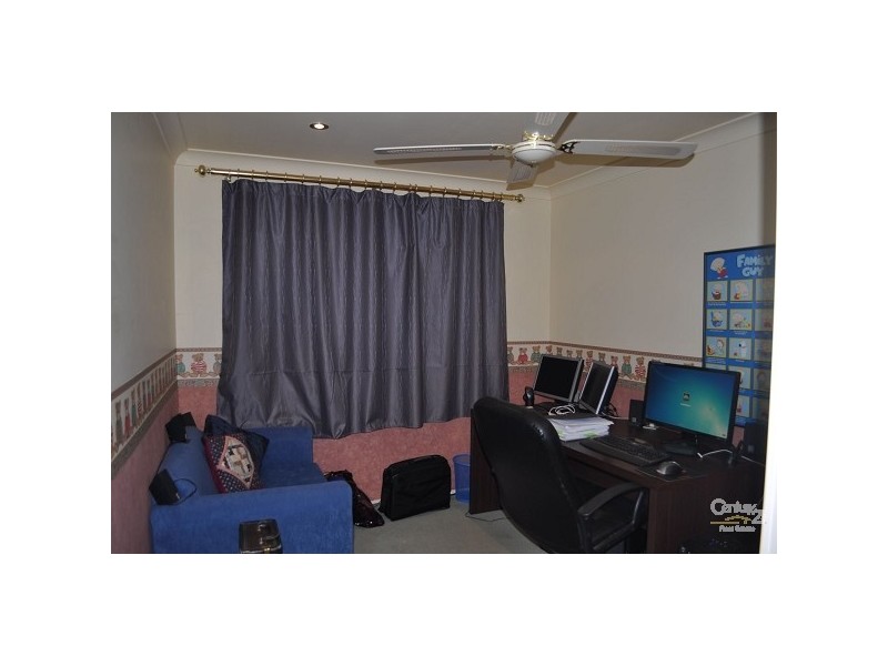 18 Heather Place, Singleton NSW 2330