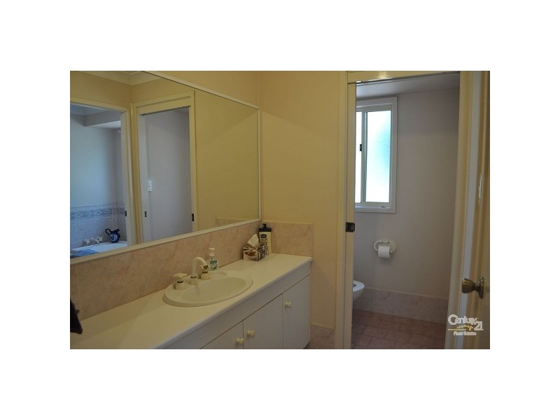 18 Heather Place, Singleton NSW 2330