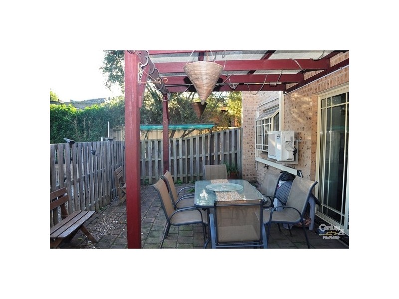 10/2 Henry Drive, Singleton NSW 2330