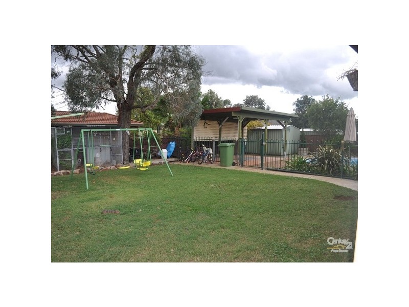 7 Richards Avenue, Singleton NSW 2330