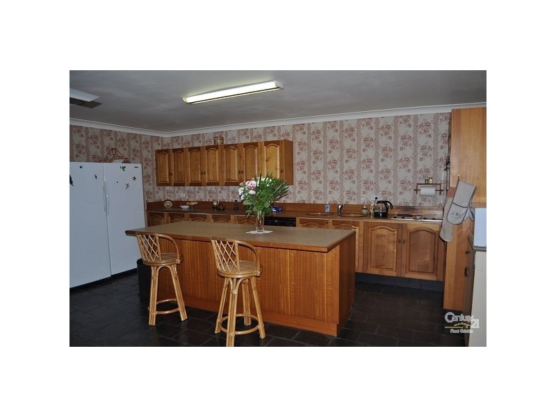 12 Henry Drive, Singleton NSW 2330
