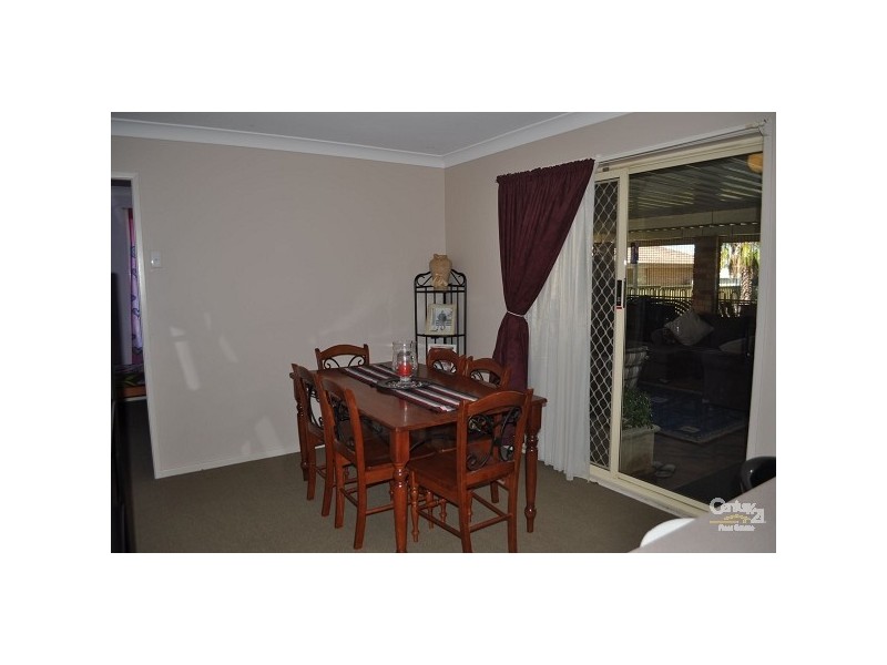 6 Dalmeny Close, Singleton NSW 2330