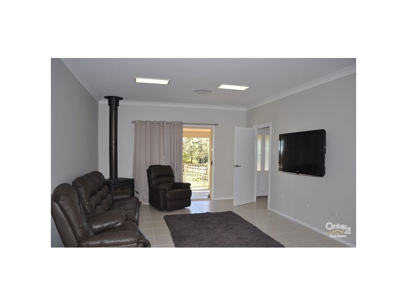 22 Lester Close, Singleton NSW 2330