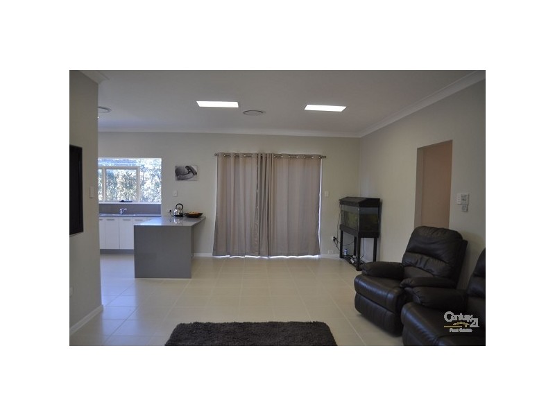 22 Lester Close, Singleton NSW 2330