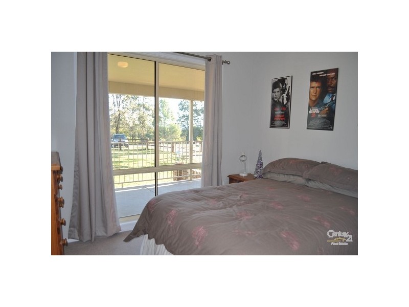 22 Lester Close, Singleton NSW 2330