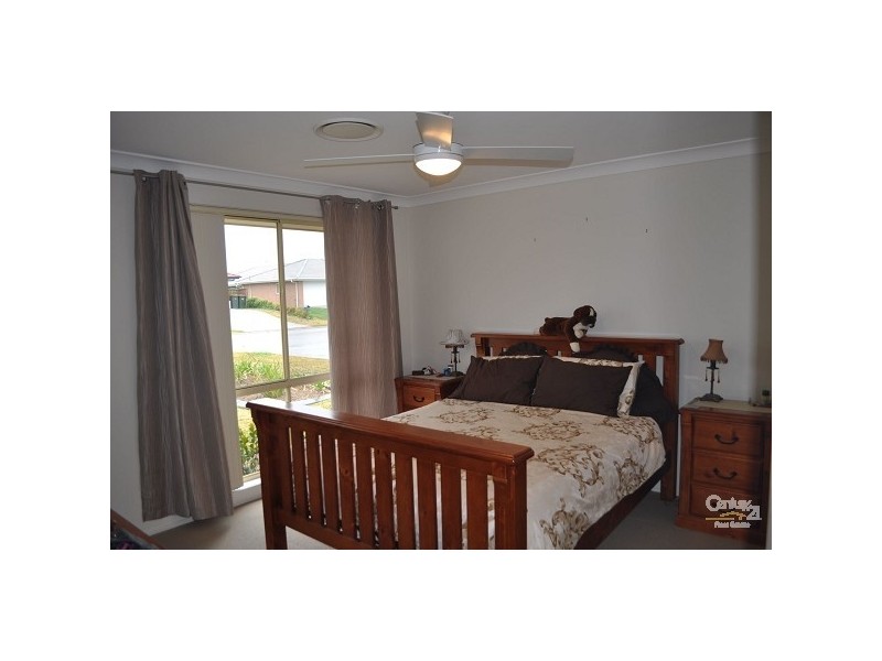 18 Wilkinson Boulevarde, Singleton NSW 2330
