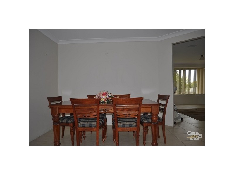 18 Wilkinson Boulevarde, Singleton NSW 2330