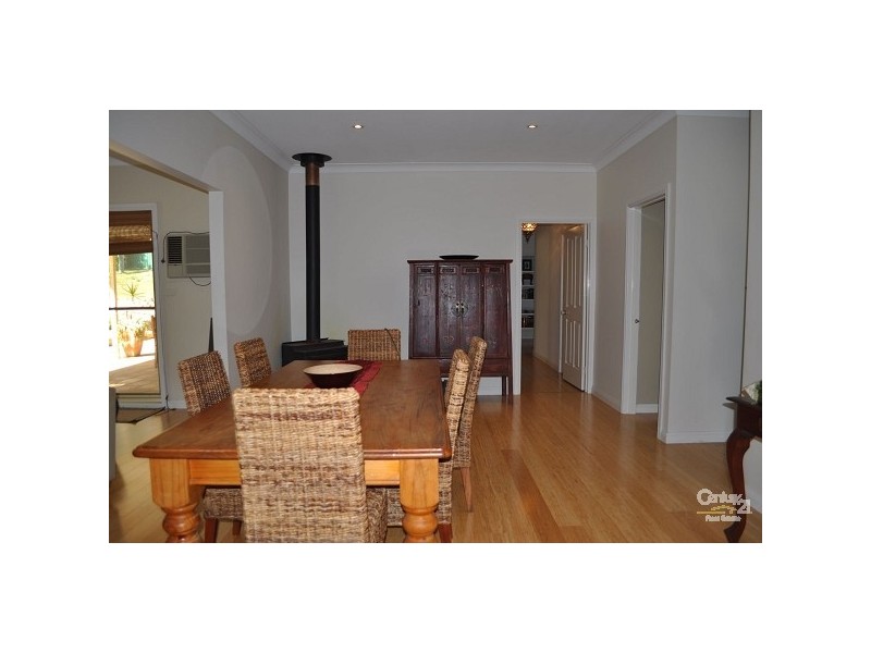 16 Morris Road, Singleton NSW 2330