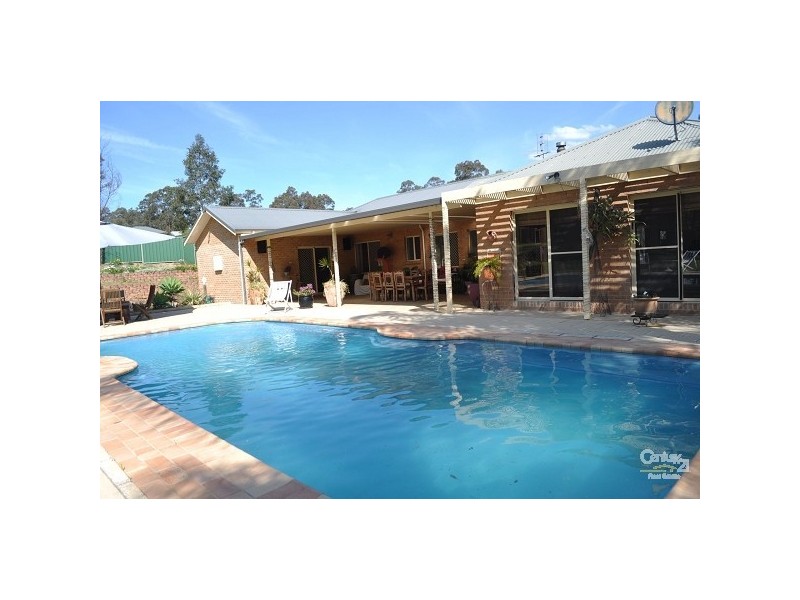 16 Morris Road, Singleton NSW 2330