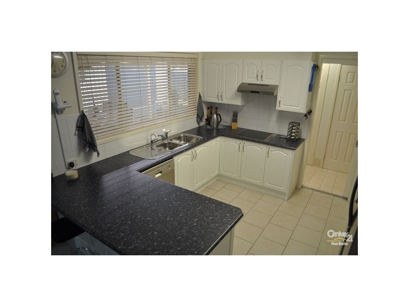 114 Casey Drive, Singleton NSW 2330