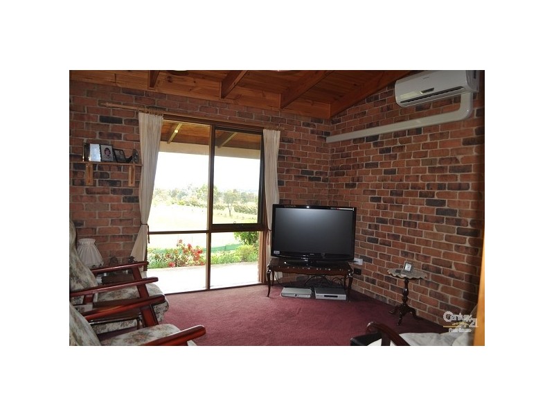 2 Lester Close, Singleton NSW 2330