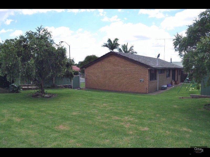 20 Heather Place, Singleton NSW 2330