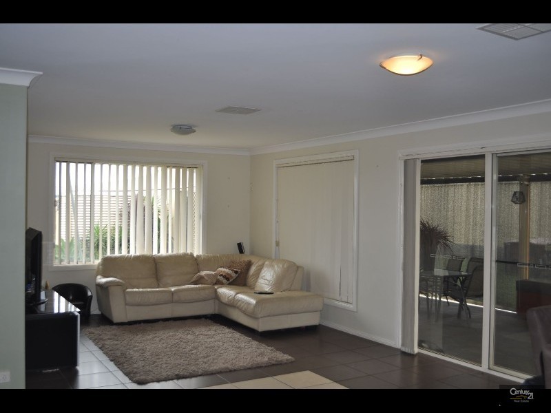 87 Casey Drive, Singleton NSW 2330