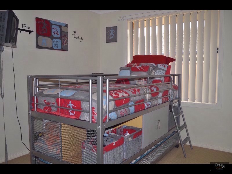 87 Casey Drive, Singleton NSW 2330