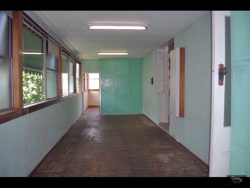 18 William Street, Singleton NSW 2330