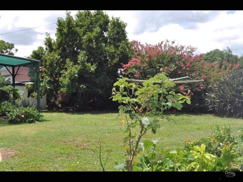 18 William Street, Singleton NSW 2330