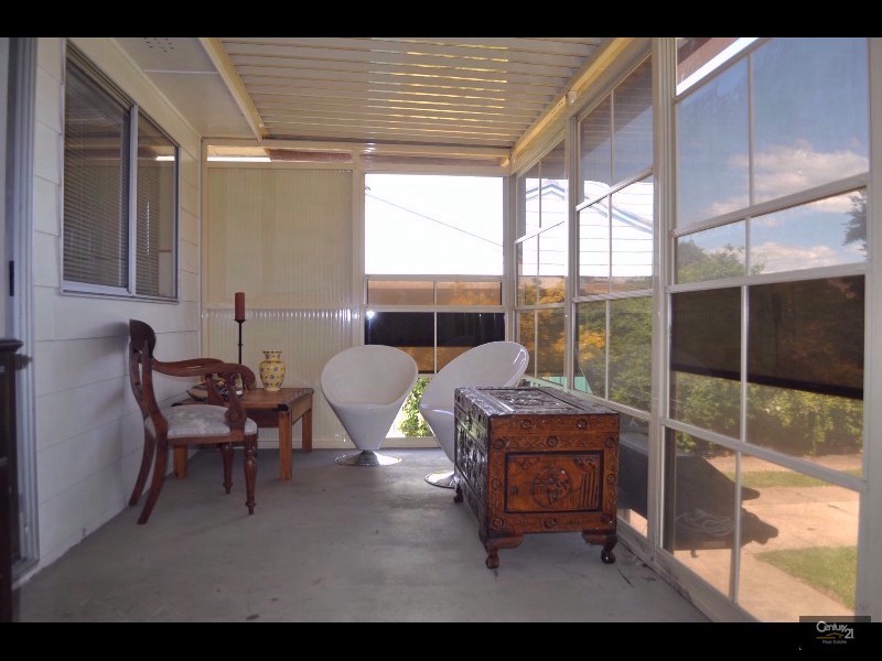 23 Lawson Avenue, Singleton NSW 2330