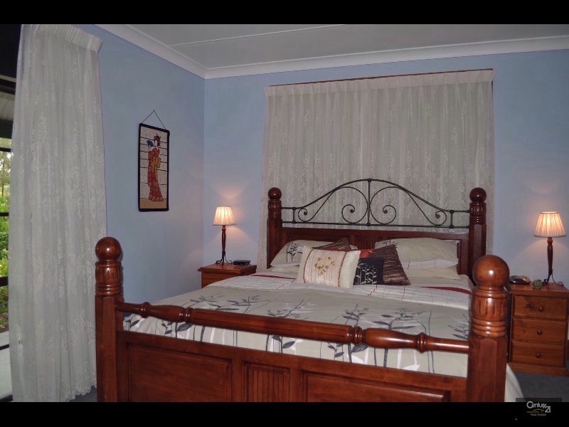 15 The Glade, Singleton NSW 2330