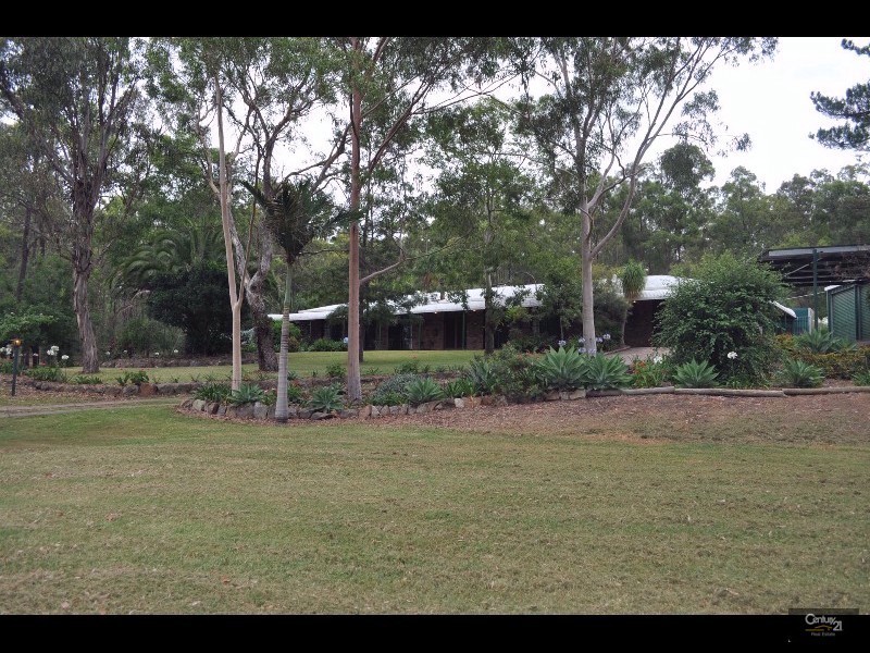 15 The Glade, Singleton NSW 2330
