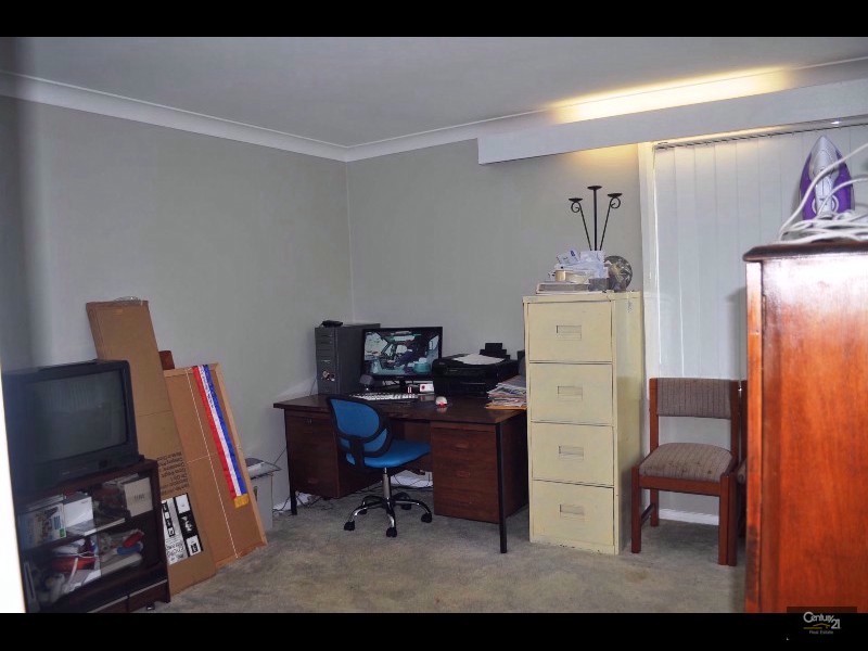 57  Howe Street, Singleton NSW 2330