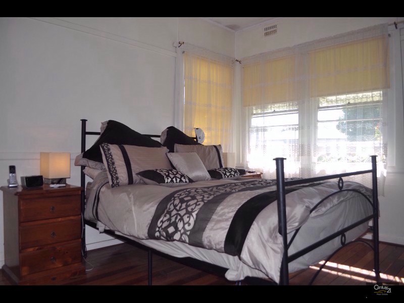 13  Church Street, Singleton NSW 2330