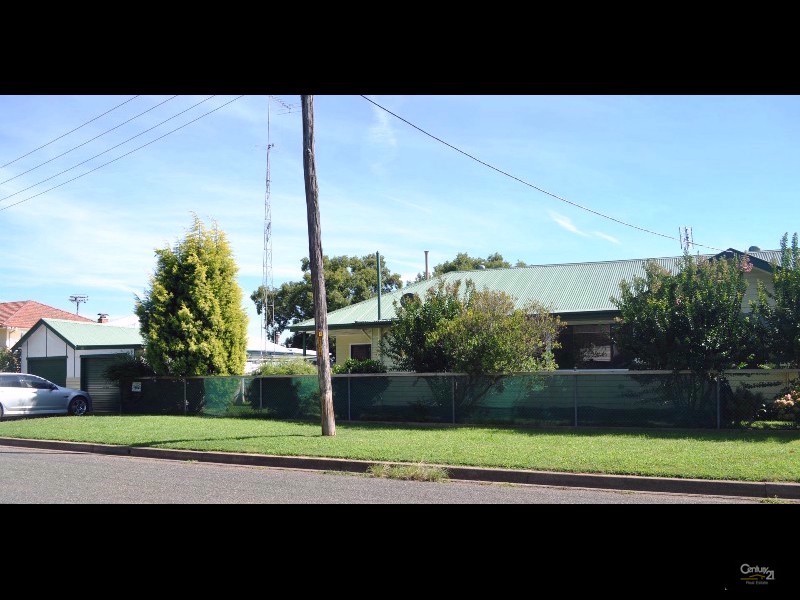 13  Church Street, Singleton NSW 2330
