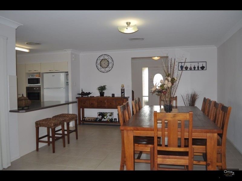 110 Casey Drive, Singleton NSW 2330