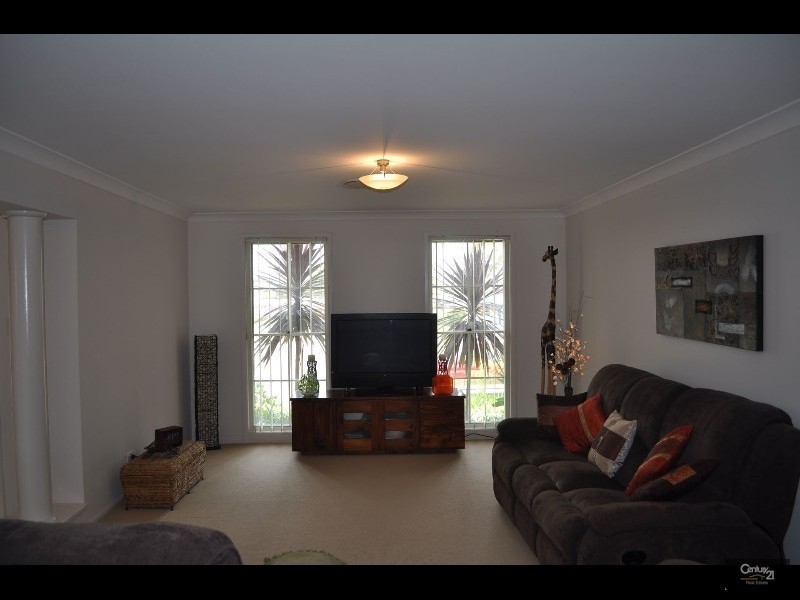 110 Casey Drive, Singleton NSW 2330