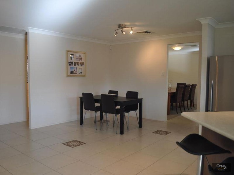 30  Sinclair Avenue, Singleton NSW 2330
