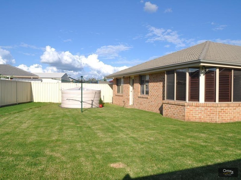 30  Sinclair Avenue, Singleton NSW 2330