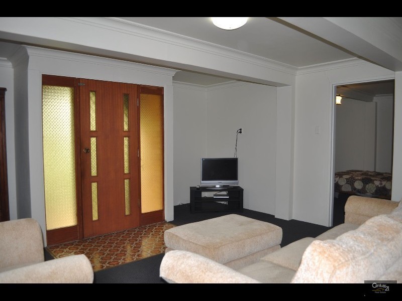 61 Raworth Street, Singleton NSW 2330