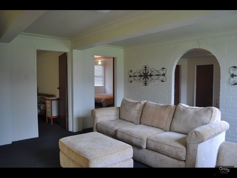 61 Raworth Street, Singleton NSW 2330