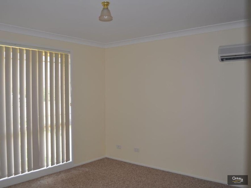 4a James House Close, Singleton NSW 2330