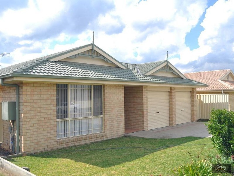 4a James House Close, Singleton NSW 2330