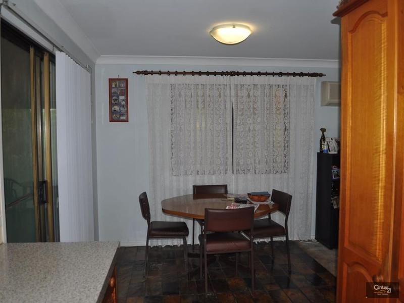 17 Howe Street, Broke NSW 2330